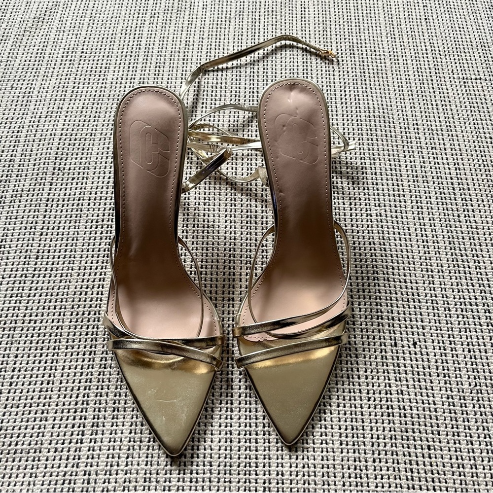 Elegant Gold Women's Pointy Toe Heels Size 41